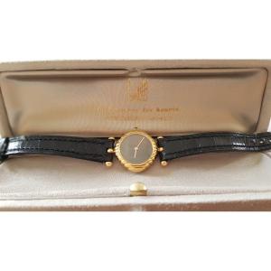 Van Cleef And Arpels Gold Lady's Watch