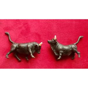 Paire Bronzes De Vienne Taureaux