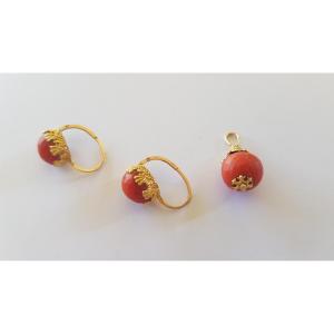 Boucles d'Oreilles dormeuses  et  Pendentif Or Et Corail 19èmeme