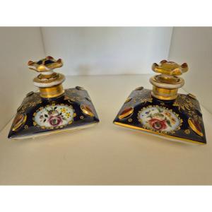 Paire de flacons porcelaine de Paris XIXème