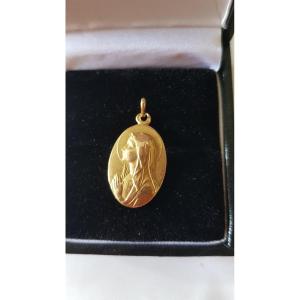 Gold Virgin Medal