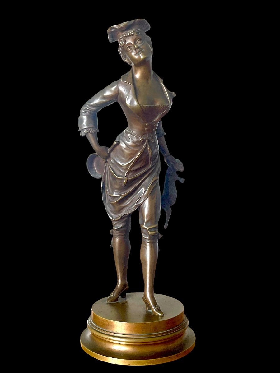 Elegant Anonymous Bronze Sculpture Cooker 