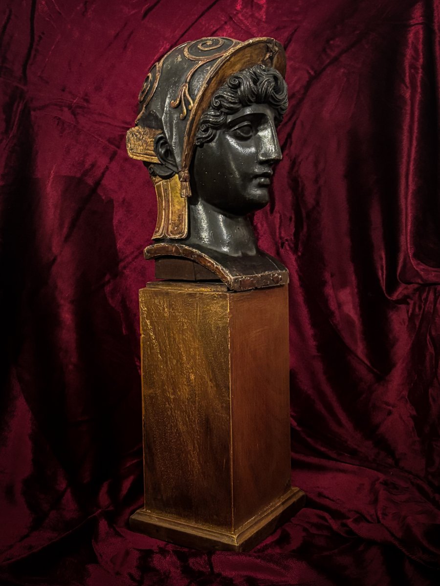 Tête en bois sculpté peint et doré d’époque Empire-photo-4