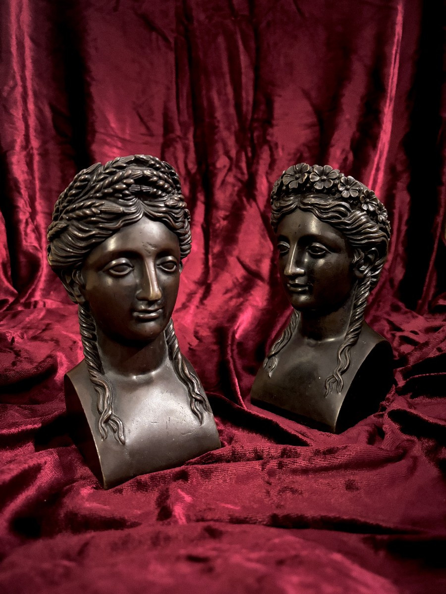 Pair Of Bronze Busts Of Women In Antique Style, Empire Period