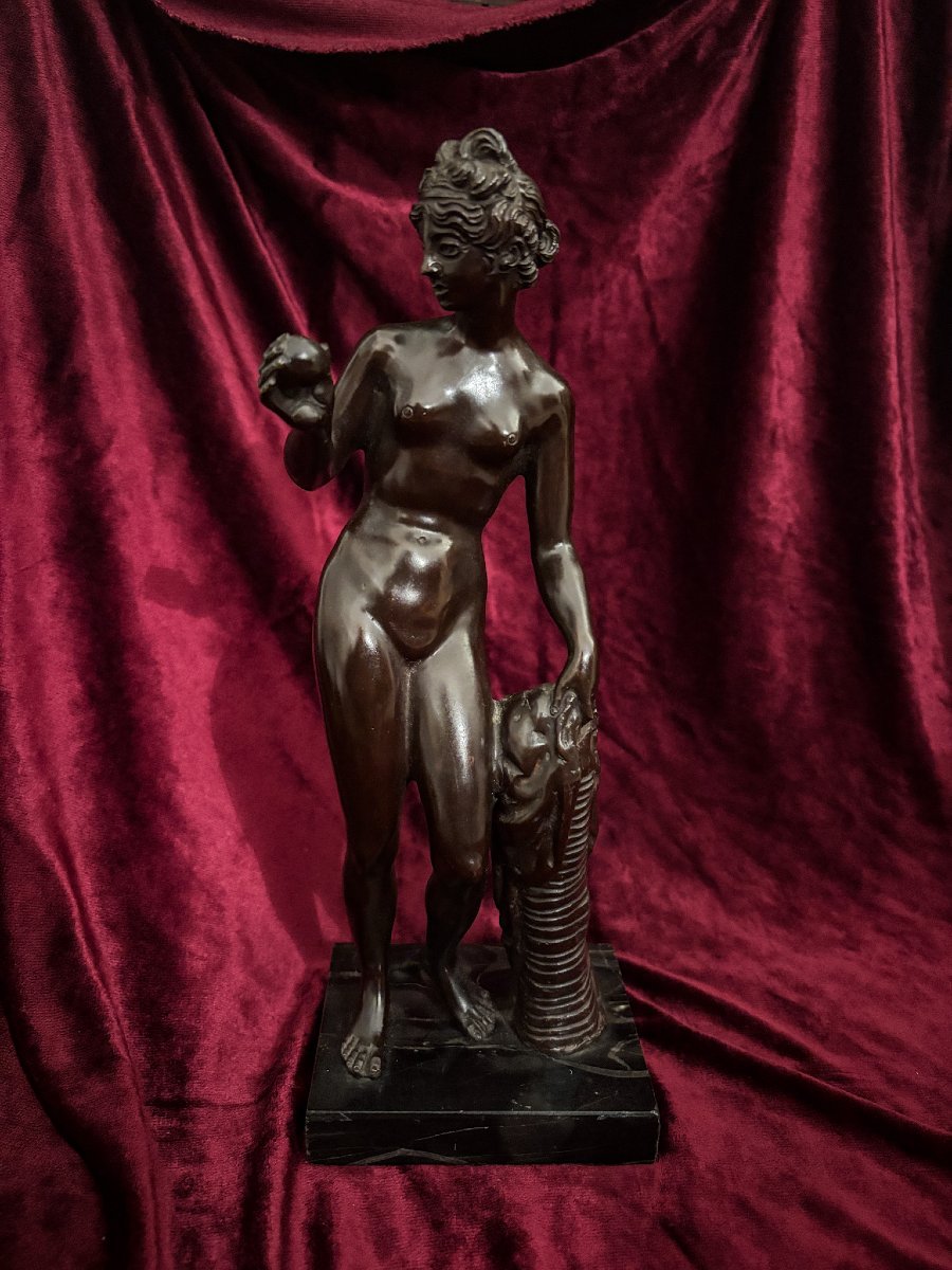 Vénus en bronze à l'antique - fin du XIXe siècle. -photo-4