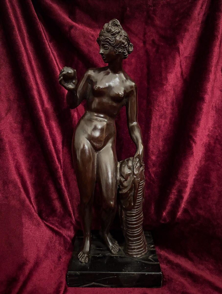 Vénus en bronze à l'antique - fin du XIXe siècle. 