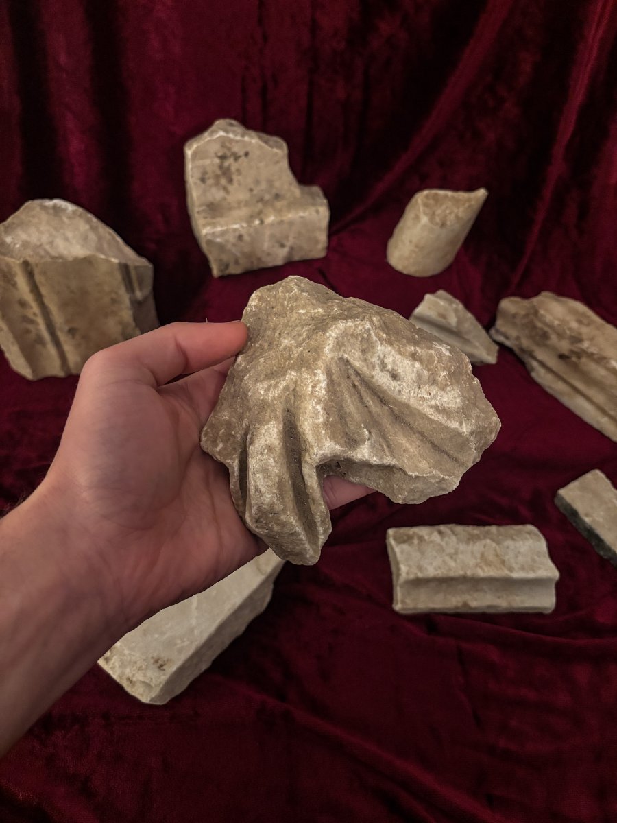 Rare lot de 9 fragments de marbre sculpté antiques-photo-1