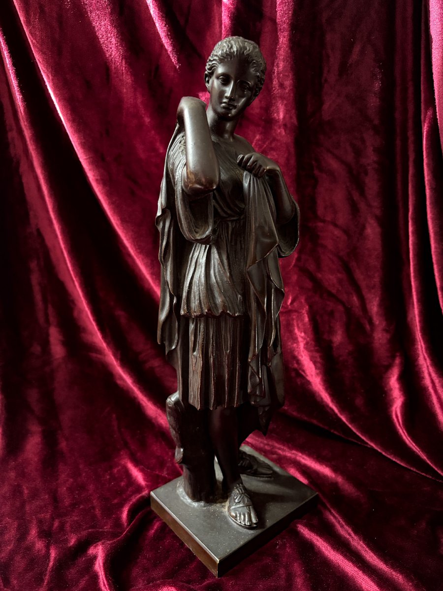 Statue en bronze du Grand Tour figurant Diane de Gabies-photo-4