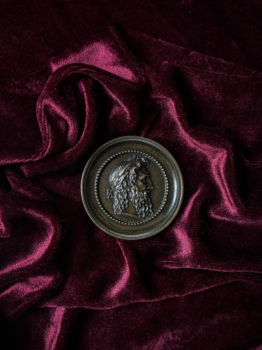 Médaillon en bronze à patine brune - buste d'homme à l'Antique, XIXe siècle-photo-2