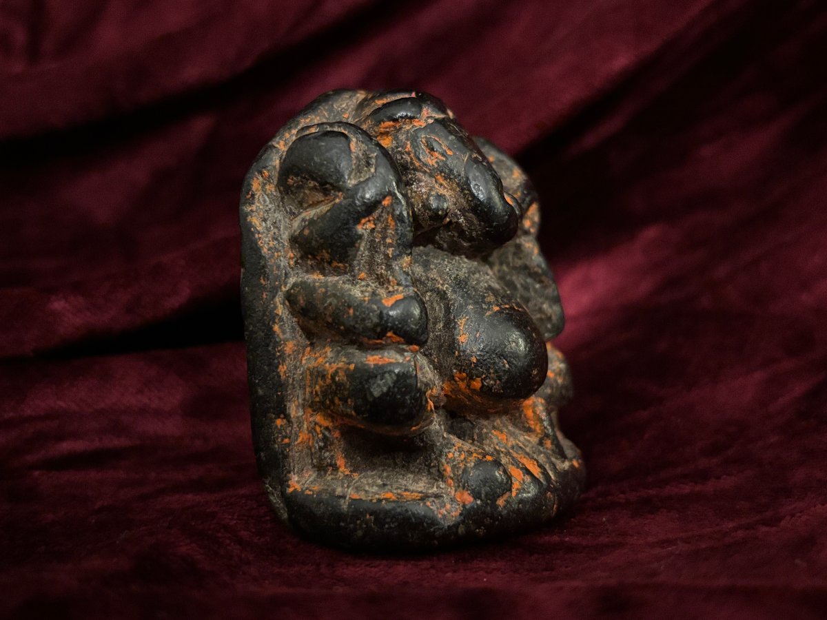 Carved Black Stone Statue Of Ganesha, India, 17th Century-photo-2