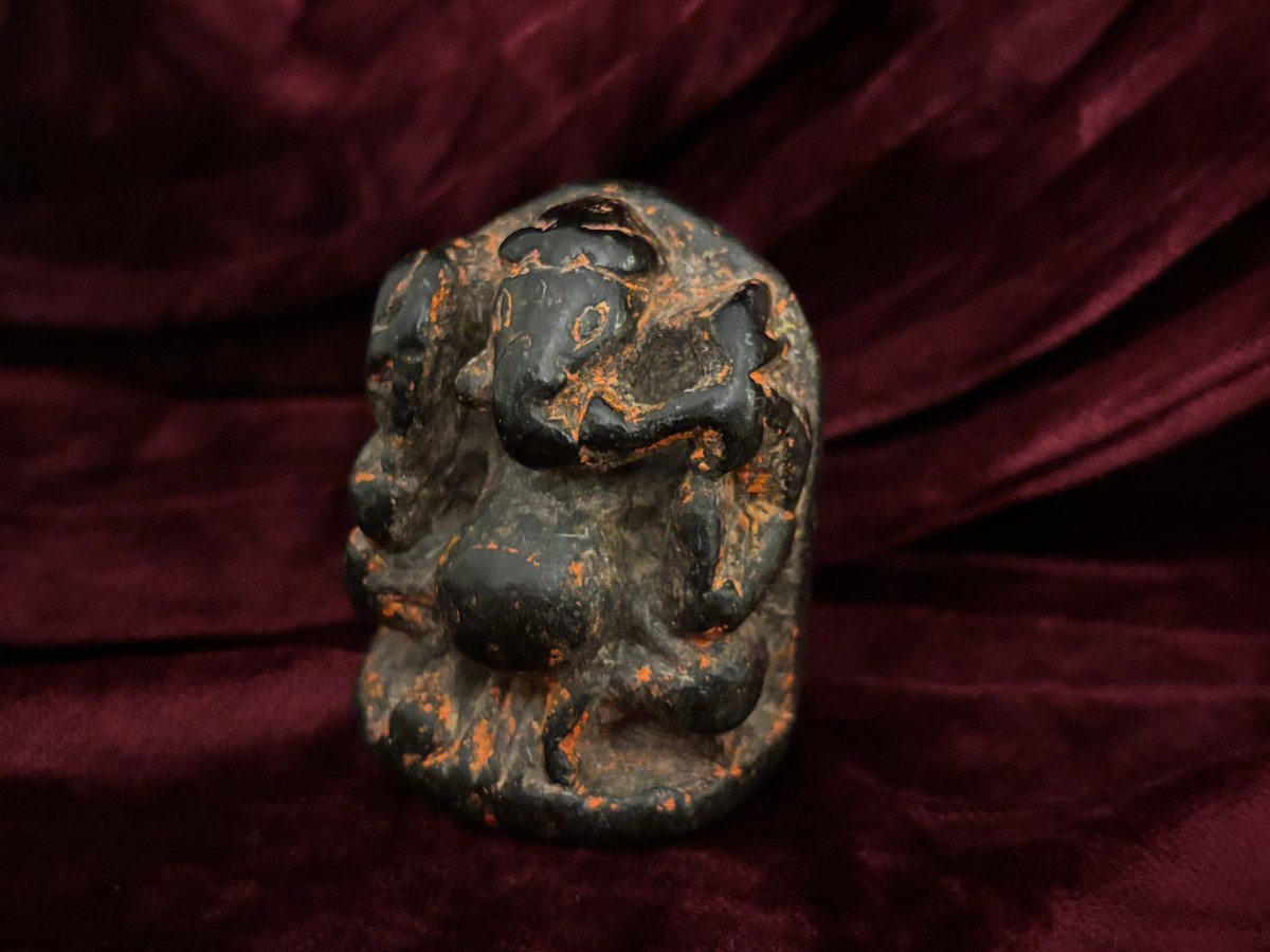 Carved Black Stone Statue Of Ganesha, India, 17th Century-photo-4