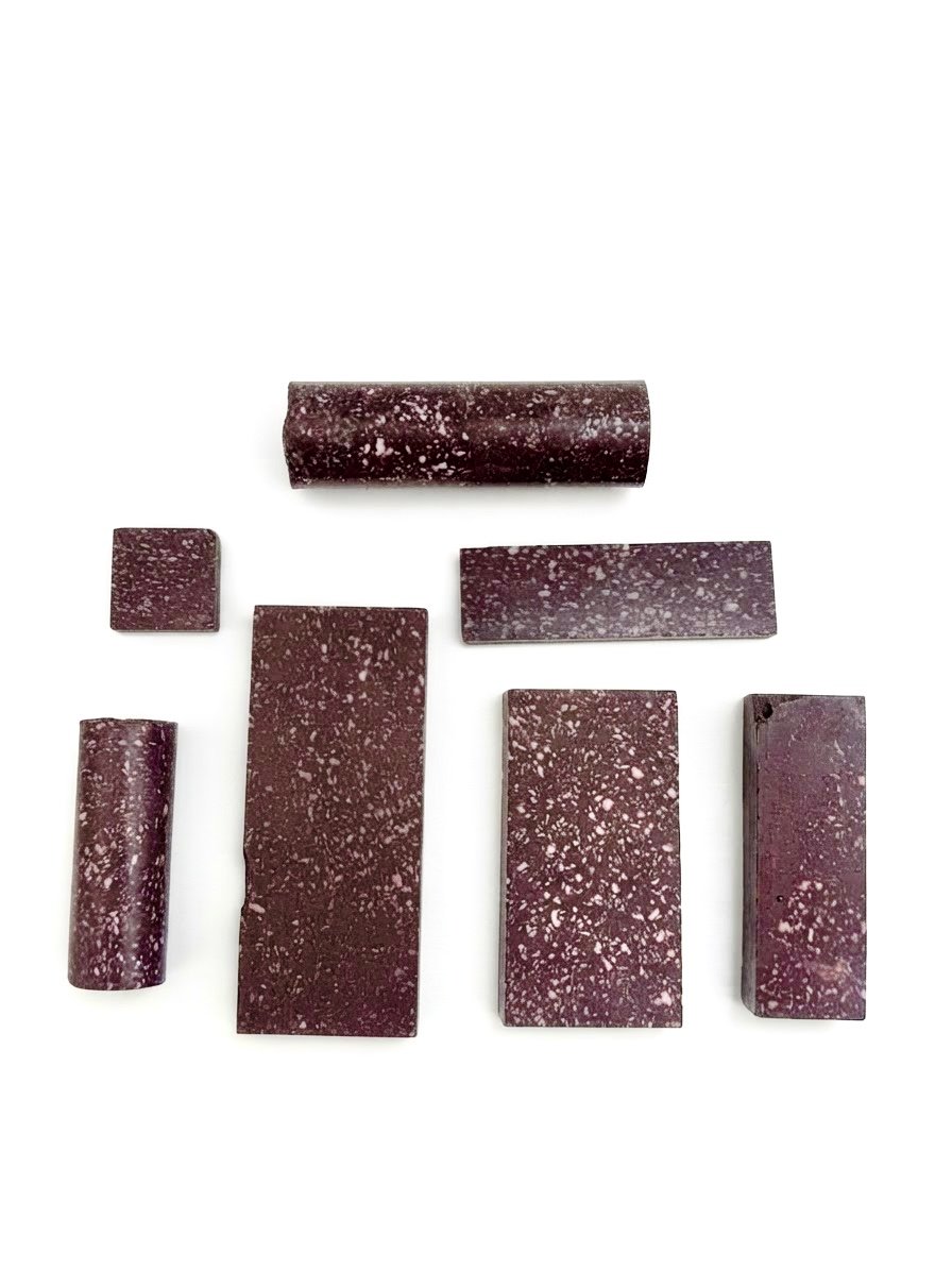 Set Of 7 Small Pedestals And Plaques Made Of Egyptian Imperial Porphyry -photo-2