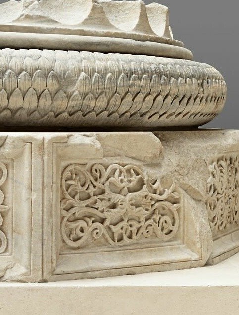 Sculpted Marble Fragment—probably From The Roman Period, 3rd–4th Century -photo-3