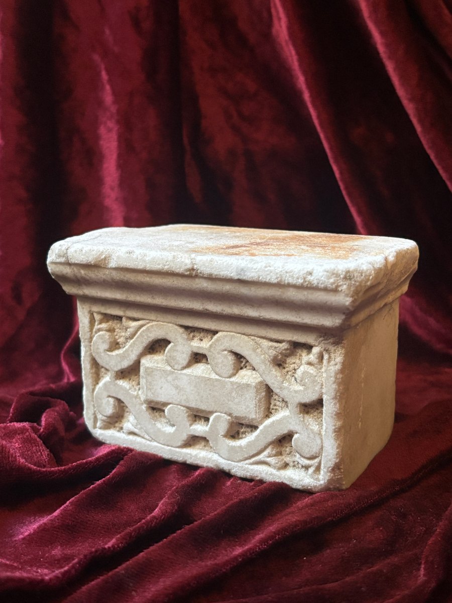 Sculpted Marble Fragment—probably From The Roman Period, 3rd–4th Century 