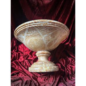 Coupe sur piédouche en albâtre néoclassique