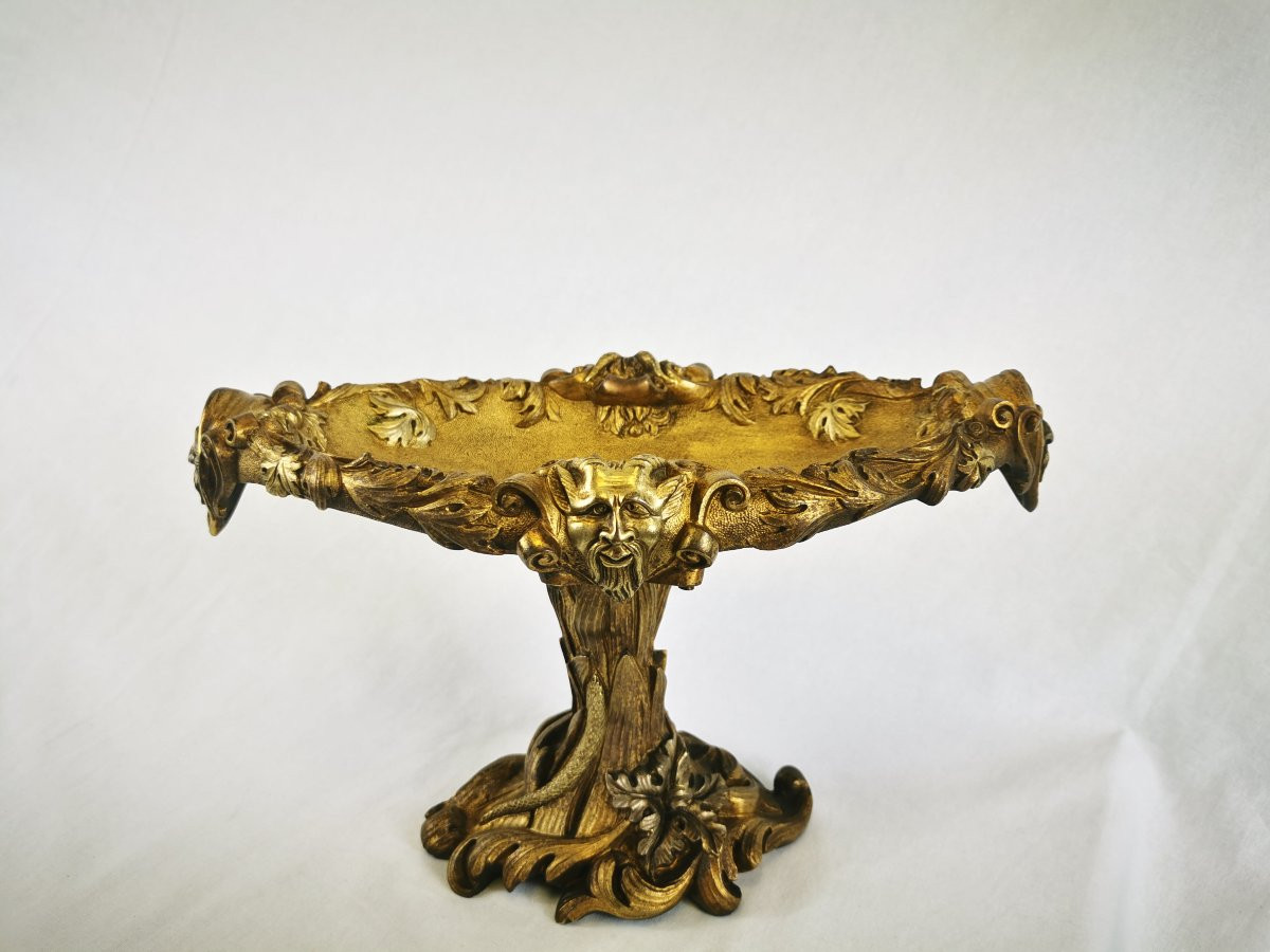 Gilded Bronze Cup In The "antique" Style -photo-8