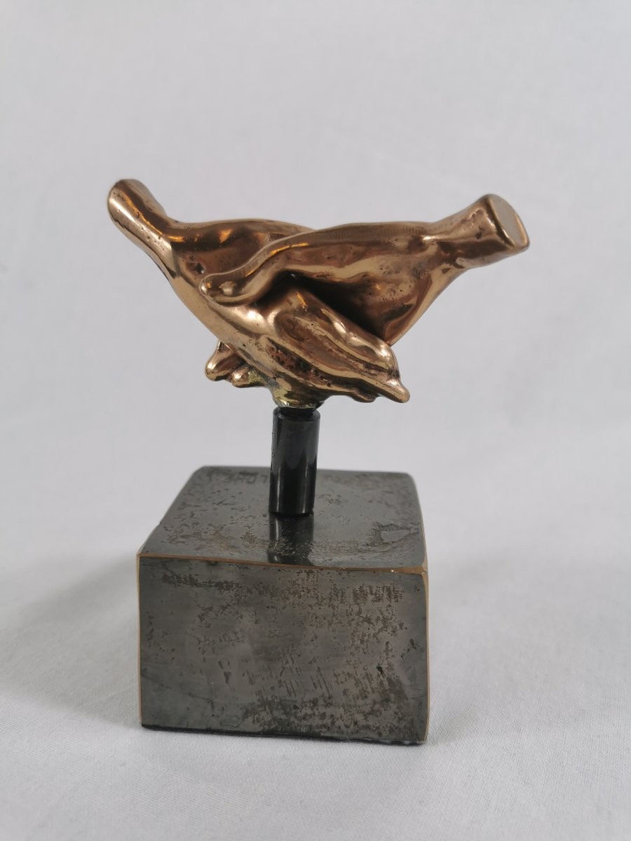 Bronze Sculpture "intertwined Hands" By Lohé -photo-1