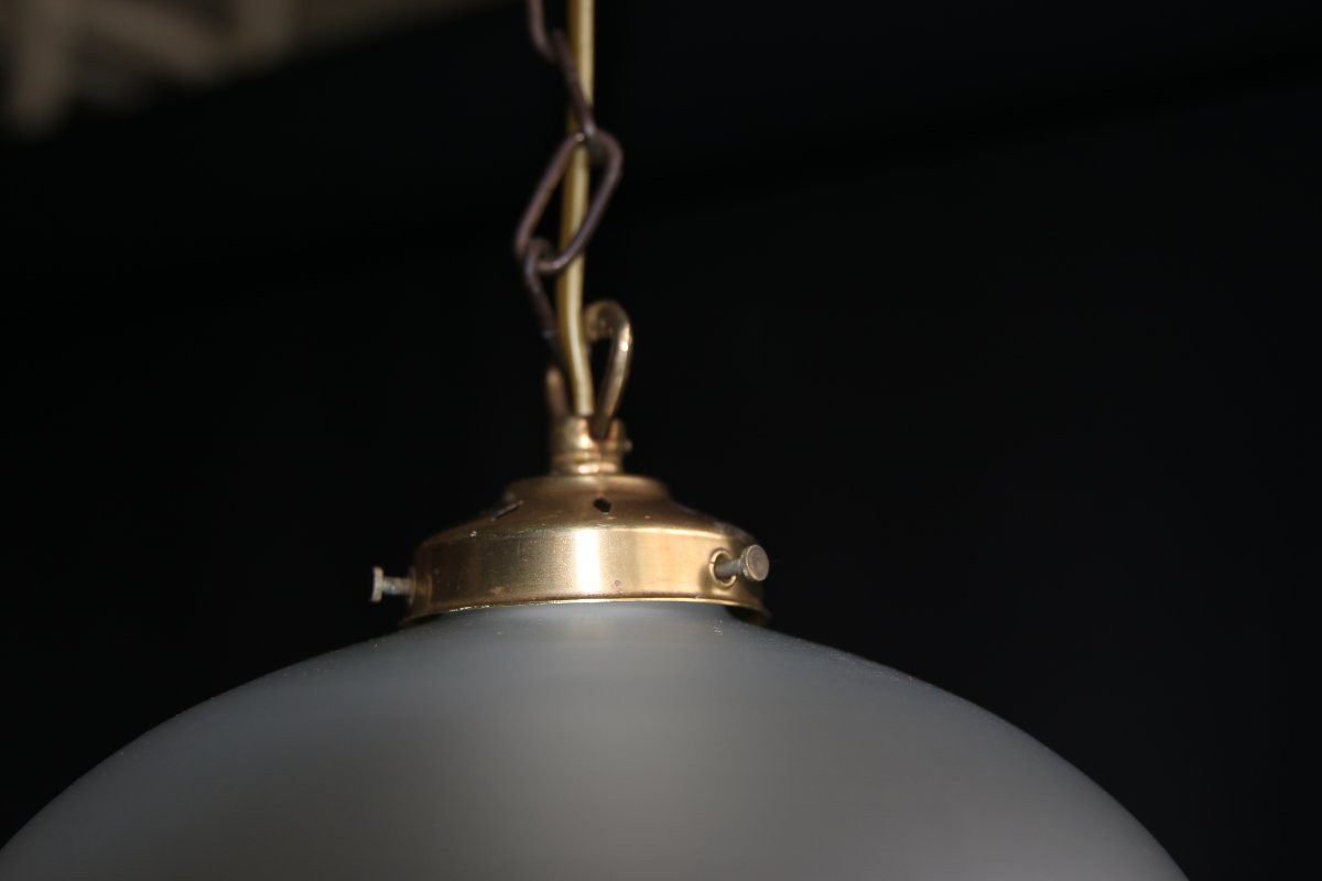 Set Of Three Vintage Chandeliers / Pendant Lights In Brass And Frosted Glass Surrounded By Tassels-photo-4