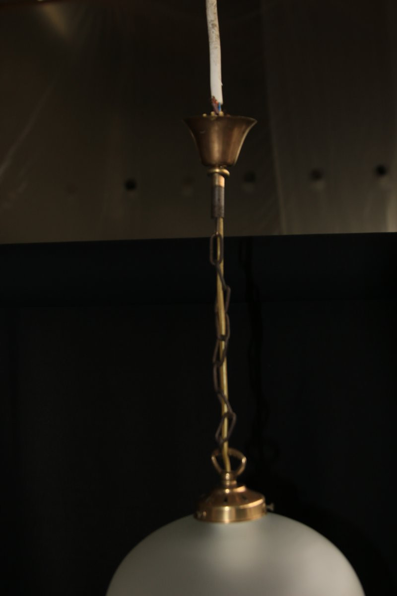 Set Of Three Vintage Chandeliers / Pendant Lights In Brass And Frosted Glass Surrounded By Tassels-photo-5