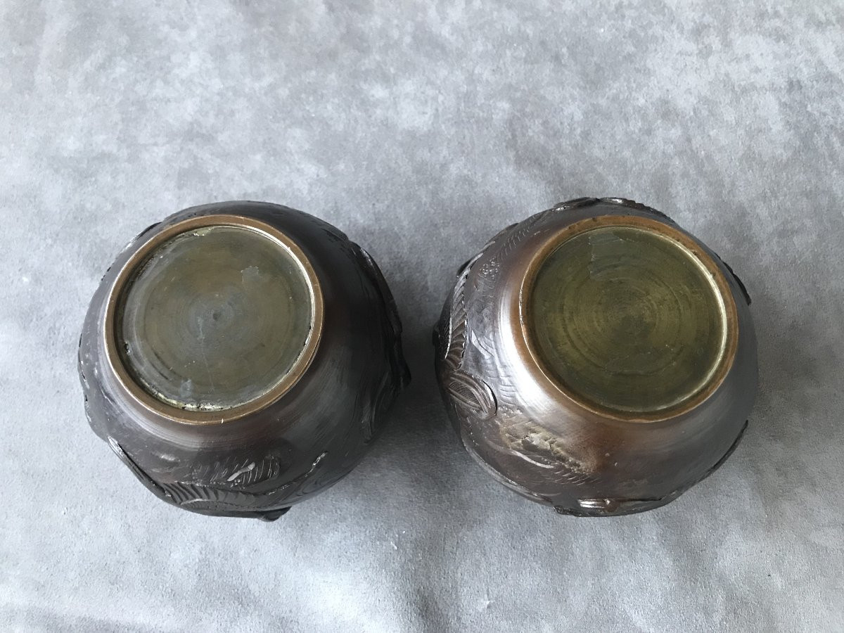 Pair Of Patinated Bronze Vases / Planters Sculpted In Relief, Japan, Meiji Period (1868–1912)-photo-7