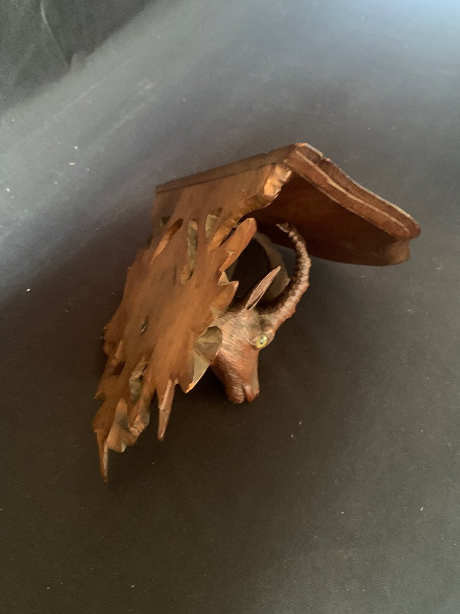 Two Shelves / Carved Wooden Chamois Head, Black Forest, Brienz, Switzerland, 19th Century-photo-2