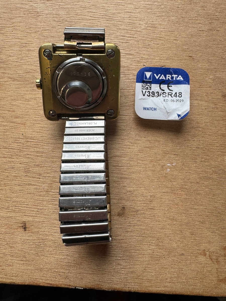 Montre Lip Rudi MEYER plaquée or mat Electronic (Lip R53) 1975-photo-2