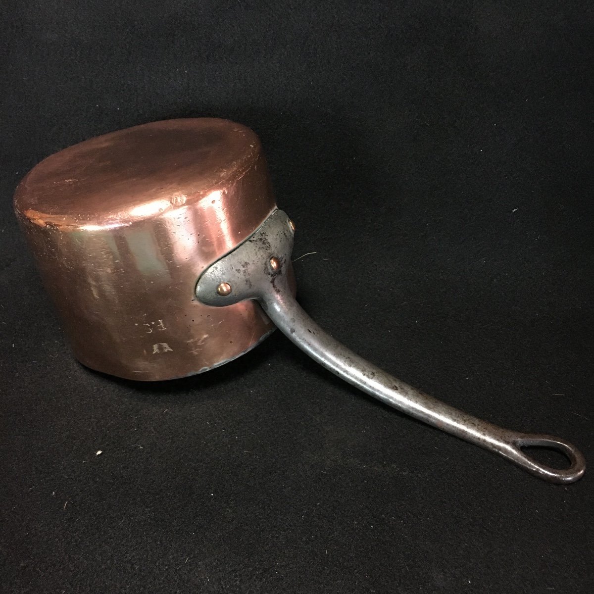Crown Of Marquis On Copper Pan-photo-2
