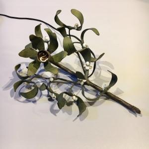 Mistletoe Branch Lamp In Bronze