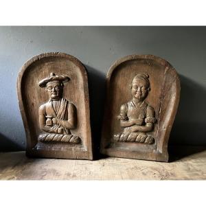 Enseignes de pub bois sculpté 