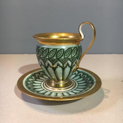 Tasse Porcelaine Biedermeier, Néogothique