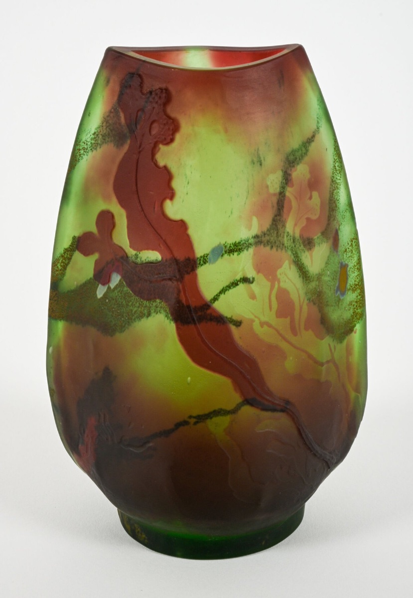 Émile Gallé - Vase  en verre multicouche dégagé à l’acide à décor d’algues marines - vers 1900