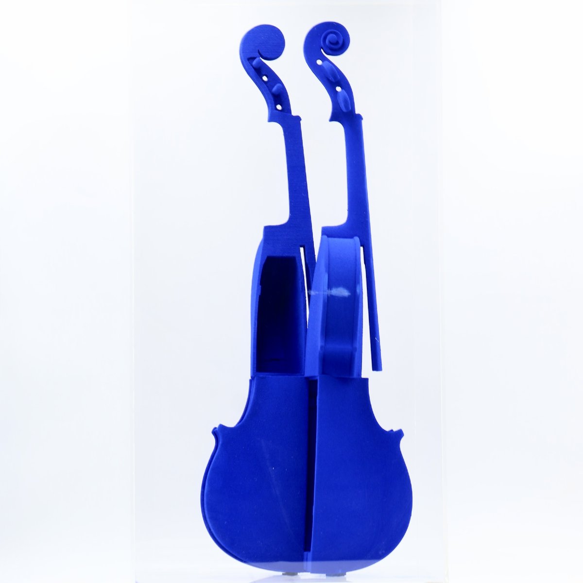 Arman – Homage To Yves Klein, 1993 – Ikb Violin Under Plexiglas – Hc 3/14-photo-3