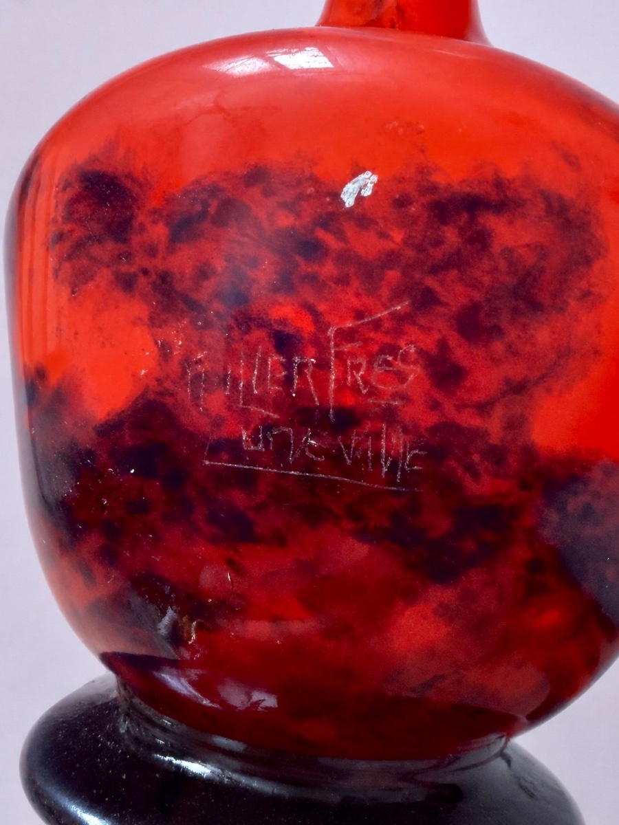Müller Frères Lunéville - Vase - Grand vase soliflore Art déco en verre marbré rouge-photo-4