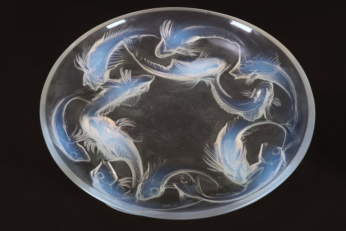 René Lalique – “martigues” Bowl No. 377 – Opalescent Glass – Design Created In 1920