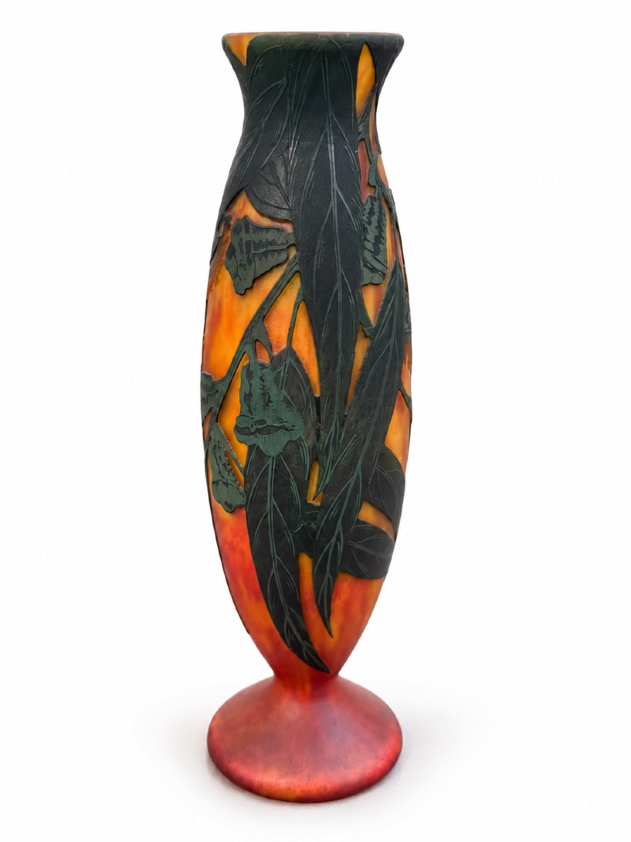 DAUM Nancy — Art Nouveau “Eucalyptus” Cameo Glass Vase – circa 1910 – 28 cm-photo-3
