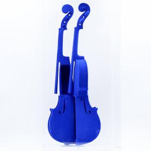 Arman – Hommage à Yves Klein, 1993 – Violon IKB Sous Plexiglas – HC 3/14