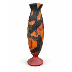 Daum Nancy — Art Nouveau “eucalyptus” Cameo Glass Vase – Circa 1910 – 28 Cm