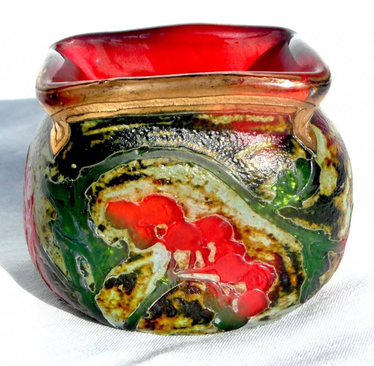 Exceptionnel Vase Miniature Legras, Série Indiana, Décor Unique Aux Baies, Era Daum Galle 1900-photo-3