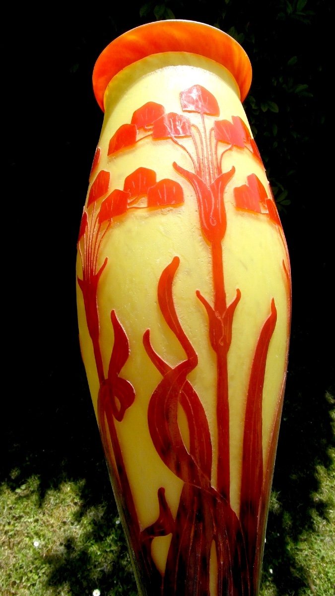 Monumental Schneider Vase "french Glass", 53 Cm, Amourettes Decor, Era Daum Galle 1920
