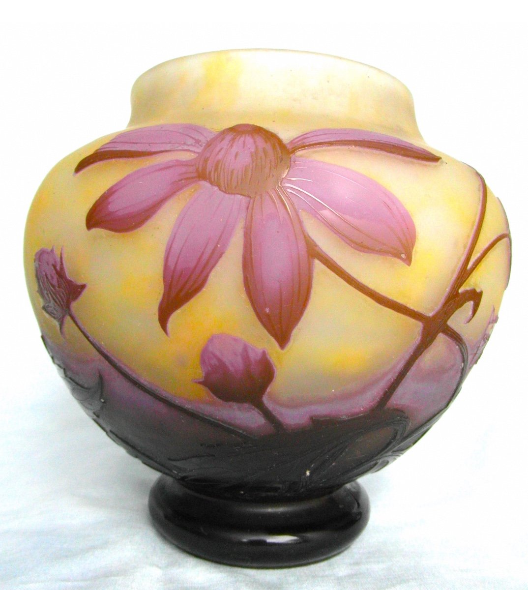 Pretty Daum Vase With Arnica Decor, Circa 1910, Perfect, Galle Art Nouveau Era
