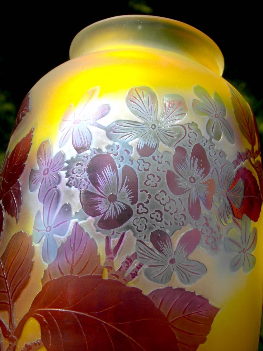Beautiful Galle Vase With Myosotis, Perfect, 21 Cm, Era Daum 1900 Art Nouveau