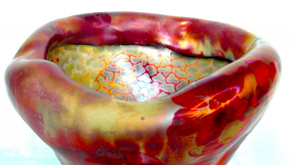 Superb And Rare 1900 Iridescent Vase With Bignones By E. Bussière, Daum Massier Montières Era 1900