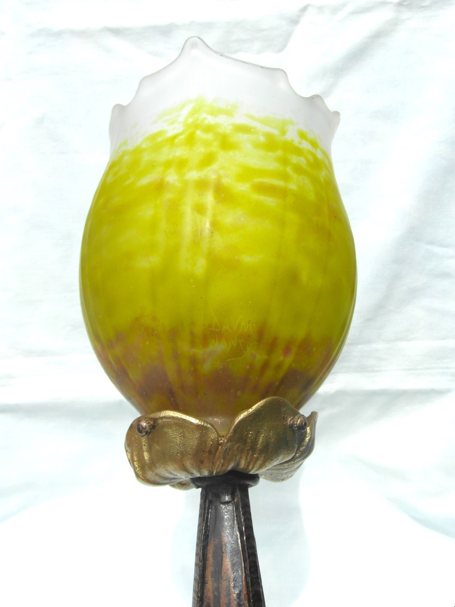 1900 Desk Lamp With Scalloped Daum Tulip And Wrought Iron Base, Galle Brandt Kiss Era-photo-4