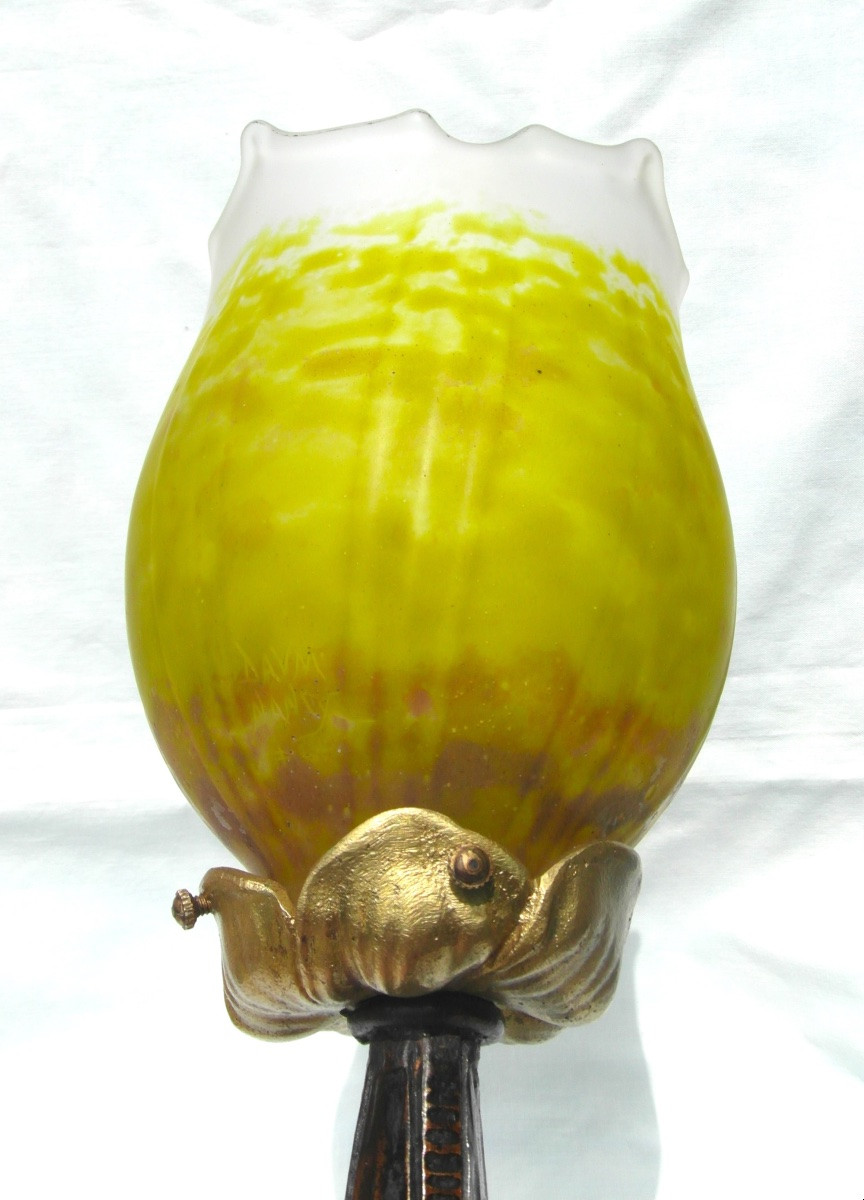 1900 Desk Lamp With Scalloped Daum Tulip And Wrought Iron Base, Galle Brandt Kiss Era-photo-1