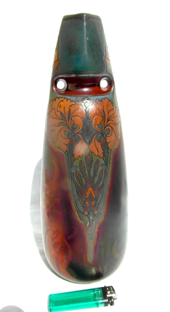 Large Iridescent And Enameled Vase With Carnation Decoration By Montieres, Massier Daum Era 1920-photo-2