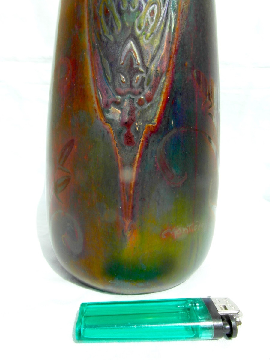 Large Iridescent And Enameled Vase With Carnation Decoration By Montieres, Massier Daum Era 1920-photo-2