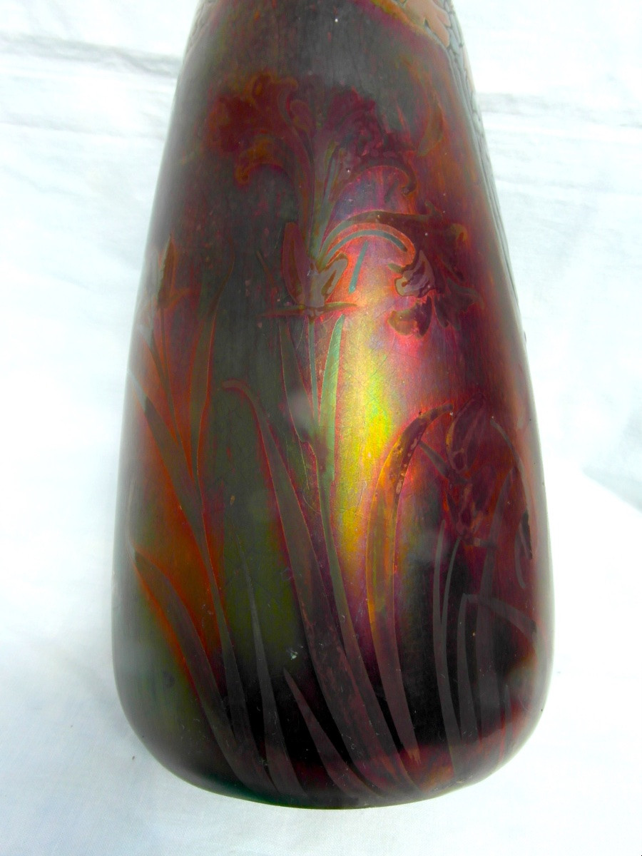 Large Iridescent And Enameled Vase With Carnation Decoration By Montieres, Massier Daum Era 1920-photo-3