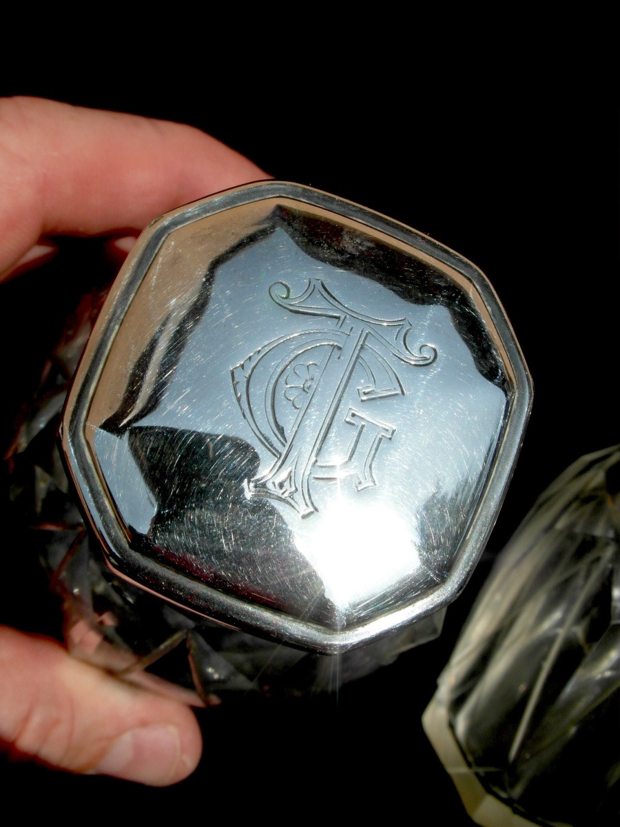 Art Deco Toiletry Set, Crystal Bottles And Solid Silver Minerva Stoppers, 1920s Era-photo-2