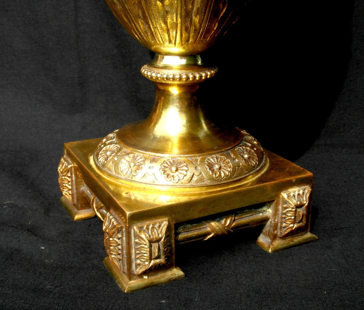 Monumental vase art-nouveau en bronze A. ERDMANN, 45 cm, 6,6 kilos , era siot 1900-photo-7