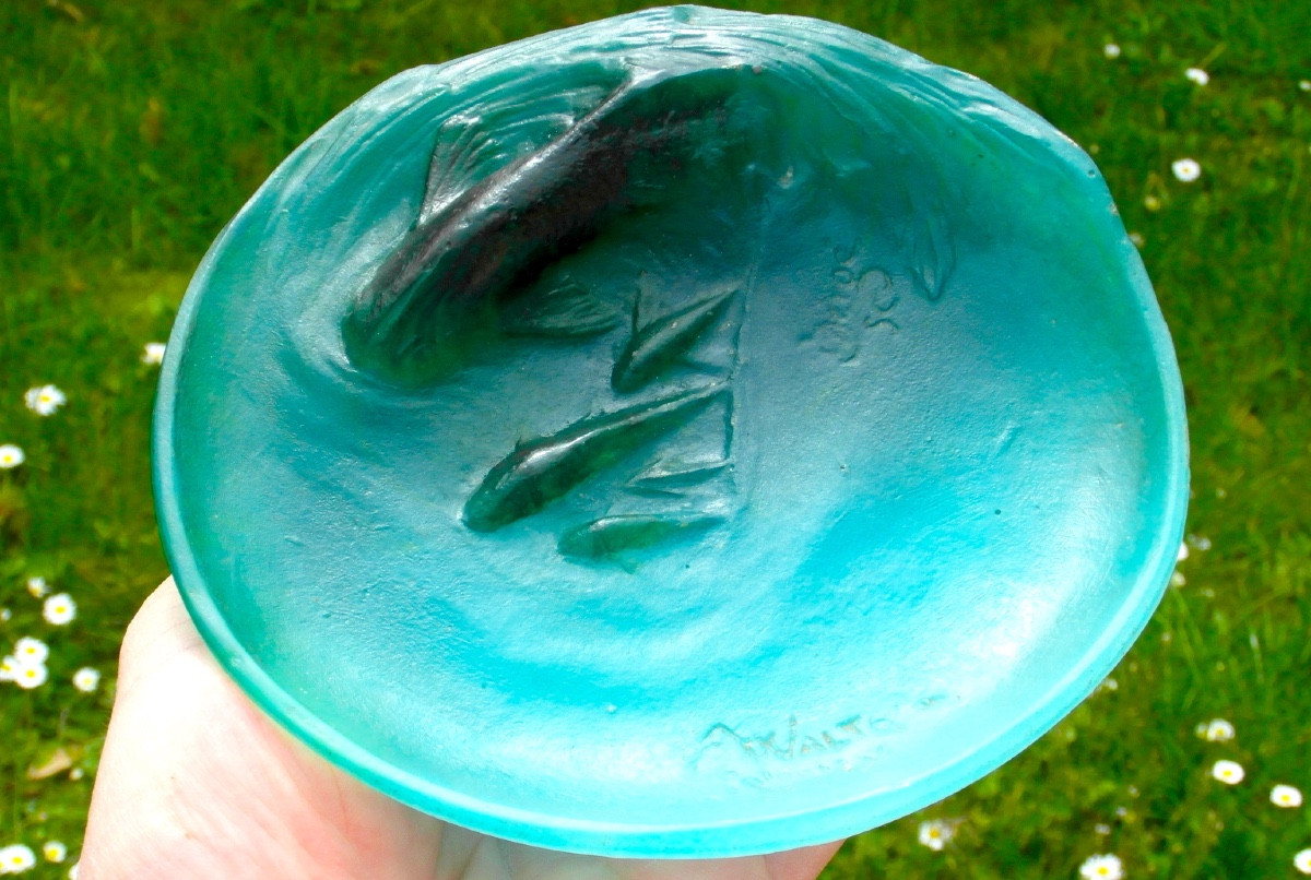 Rare Coupe Aux Poissons Par Amalric Walter, vraie pate de verre, Era Daum Galle Argy 1920